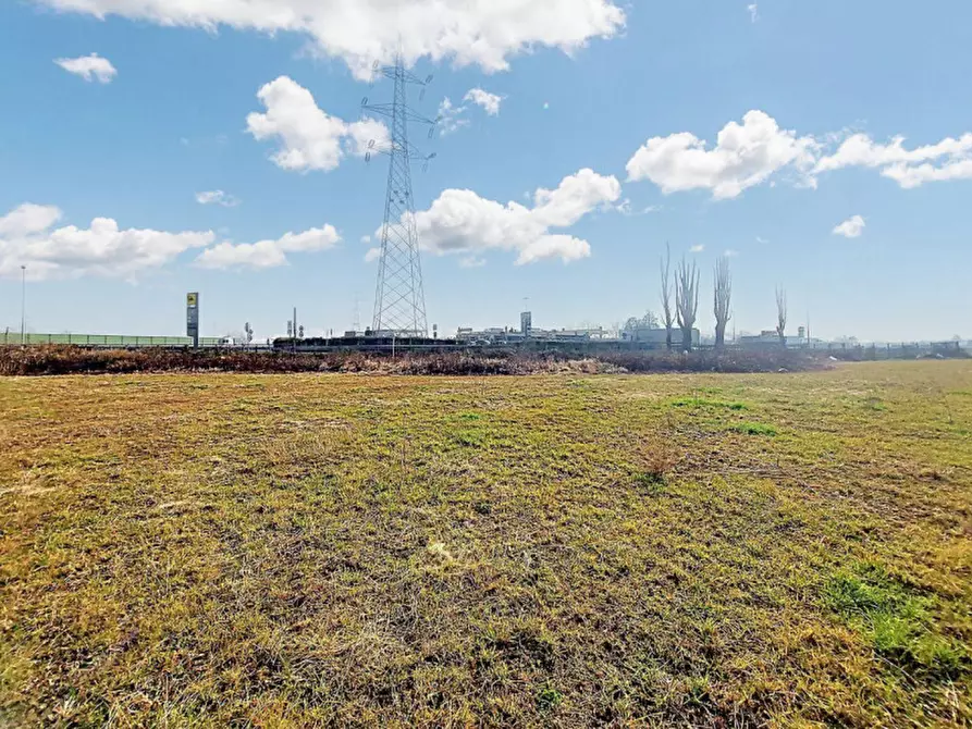 Immagine 6 di Terreno in vendita  in Via Guido Gozzano, N. snc a Nichelino