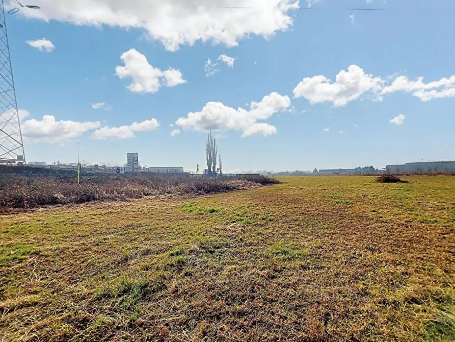 Immagine 8 di Terreno in vendita  in Via Guido Gozzano, N. snc a Nichelino