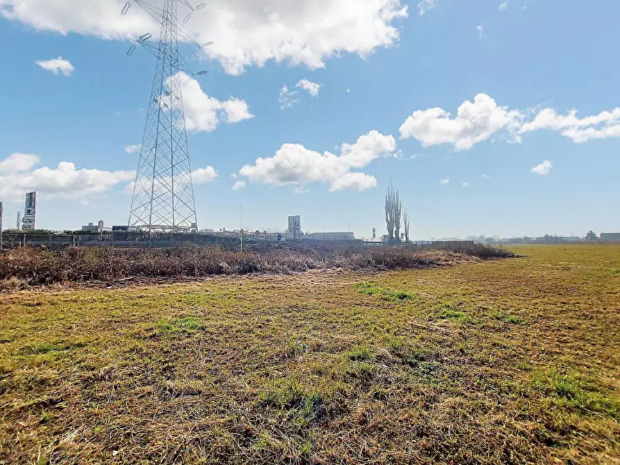 Immagine 9 di Terreno in vendita  in Via Guido Gozzano, N. snc a Nichelino
