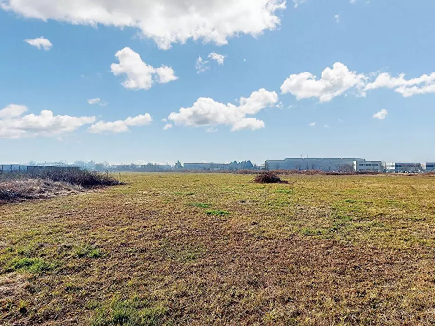 Immagine 10 di Terreno in vendita  in Via Guido Gozzano, N. snc a Nichelino