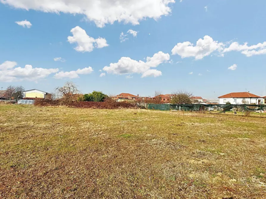 Immagine 11 di Terreno in vendita  in Via Guido Gozzano, N. snc a Nichelino