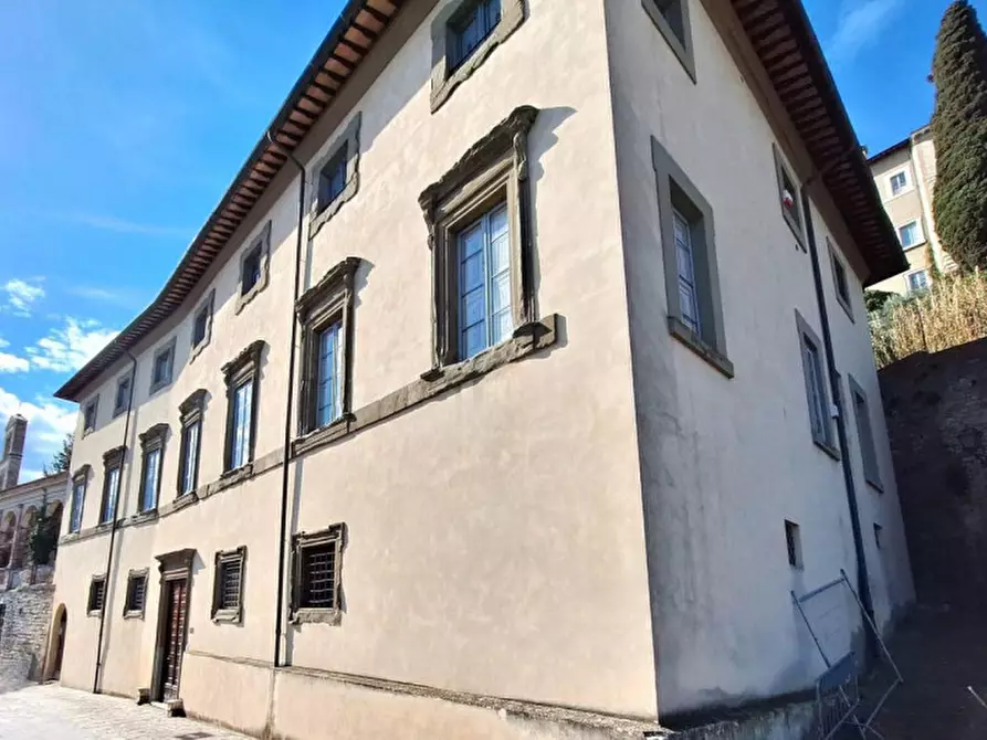 Immagine 2 di Villa in vendita  in Via Cesia, N. 71 a Todi