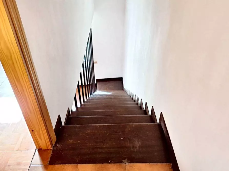 Immagine 14 di Villa in vendita  in Via Cesia, N. 71 a Todi