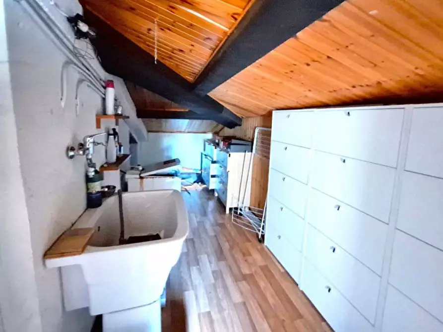 Immagine 17 di Villa in vendita  in Via Cesia, N. 71 a Todi