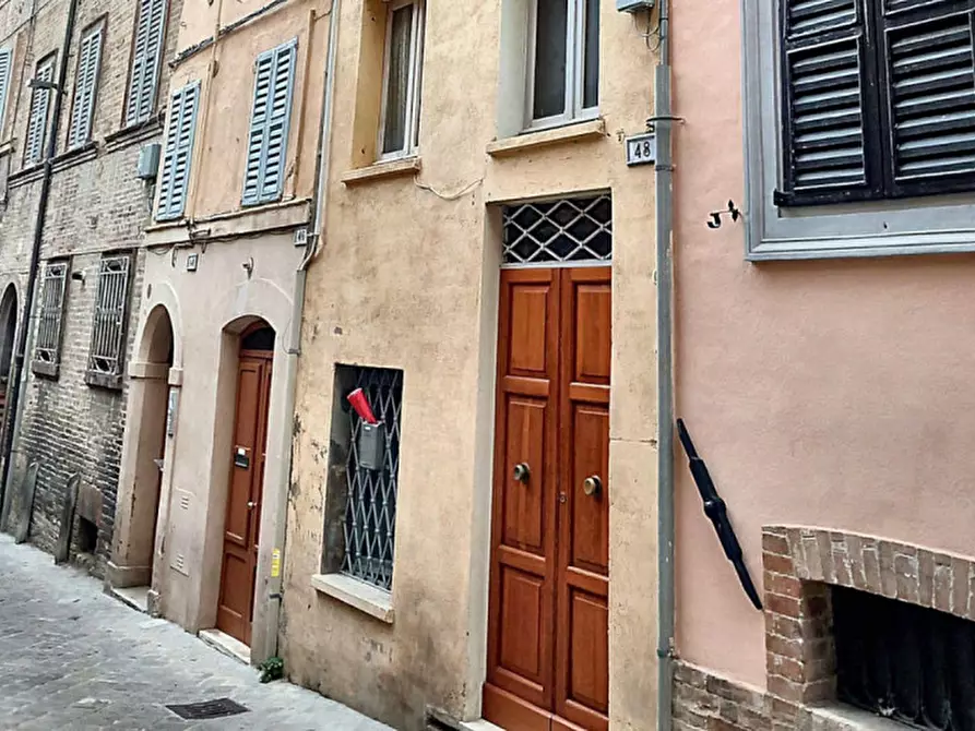 Immagine 1 di Appartamento in vendita  in Via Crispi, N. 48 a Macerata
