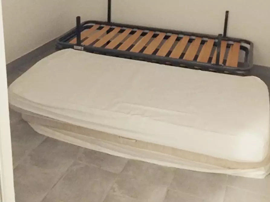 Immagine 2 di Cantina in vendita  in Via Adua, N. 22/A a Civitanova Marche