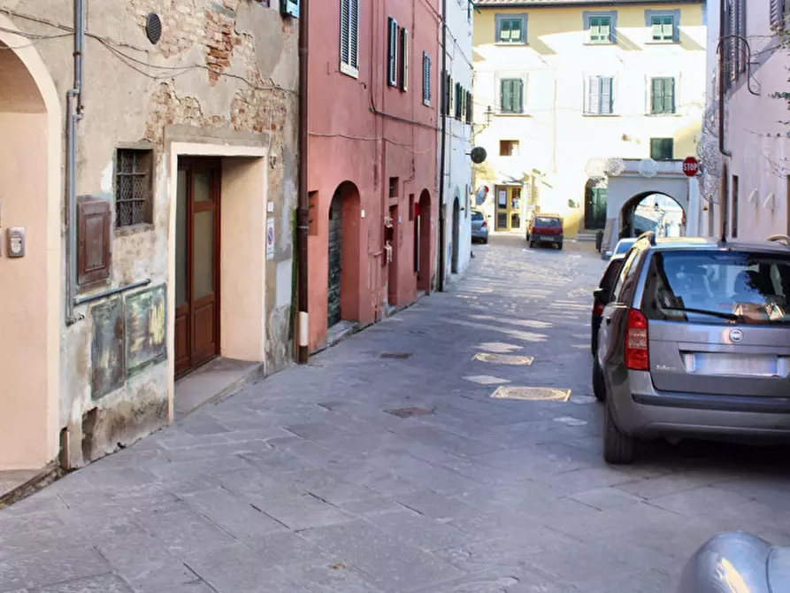 Immagine 2 di Cantina in vendita  in Via G. Marconi, N. 16 a Peccioli