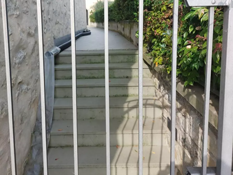 Immagine 5 di Terreno in vendita  in Via Porto, N. snc a Riva Di Solto