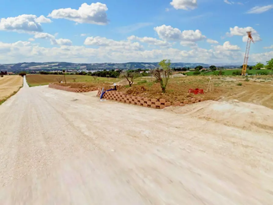 Immagine 6 di Terreno in vendita  in Loc. sant'Anna, N. snc a Montecassiano