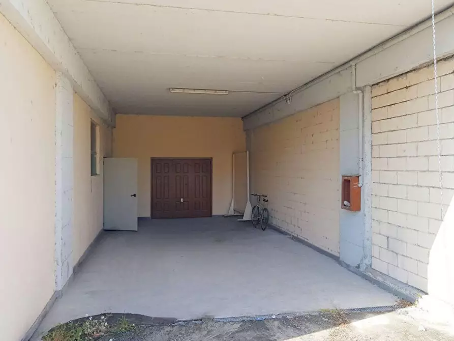 Immagine 5 di Magazzino in vendita  in Loc. Sambucheto, Via L. Ariosto, N. snc a Montecassiano
