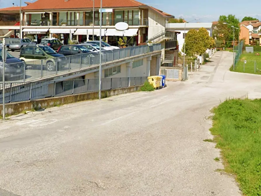 Immagine 7 di Magazzino in vendita  in Loc. Sambucheto, Via L. Ariosto, N. snc a Montecassiano