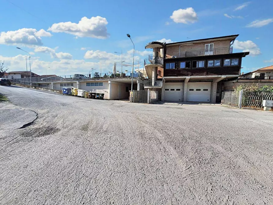 Immagine 9 di Magazzino in vendita  in Loc. Sambucheto, Via L. Ariosto, N. snc a Montecassiano