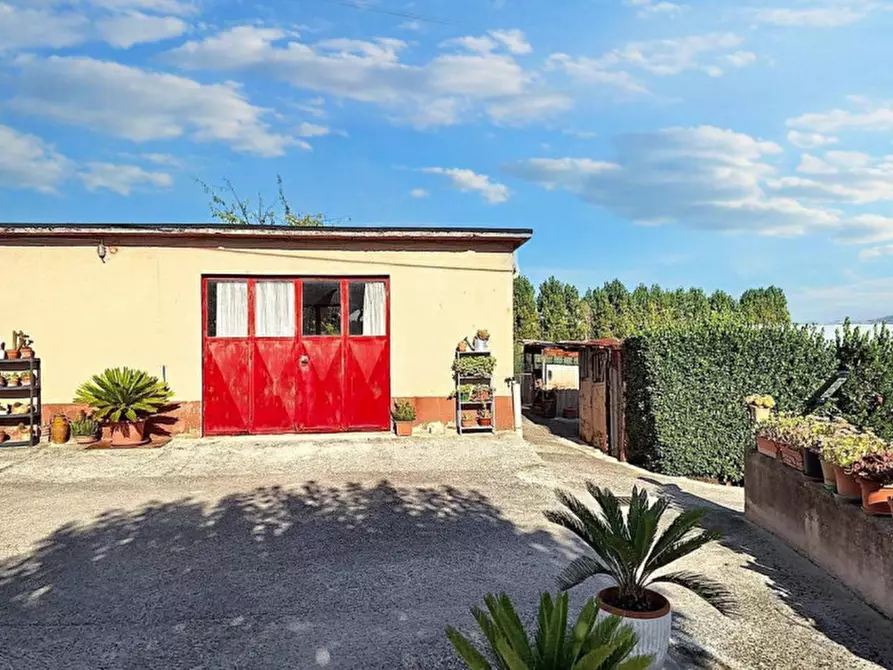 Immagine 1 di Magazzino in vendita  in Località Fontanelle, N. 14 a Montecassiano