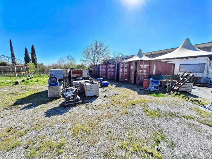 Immagine 8 di Capannone industriale in vendita  in Via del Marginone, N. 649 a Lucca