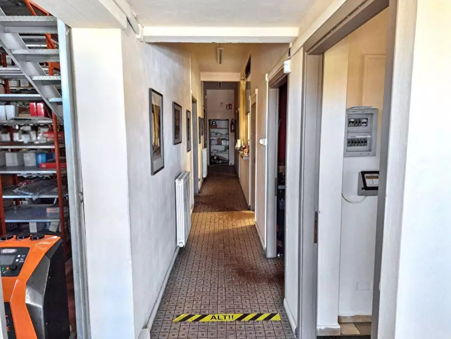 Immagine 14 di Capannone industriale in vendita  in Via del Marginone, N. 649 a Lucca