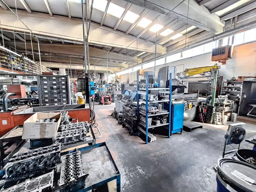 Immagine 18 di Capannone industriale in vendita  in Via del Marginone, N. 649 a Lucca