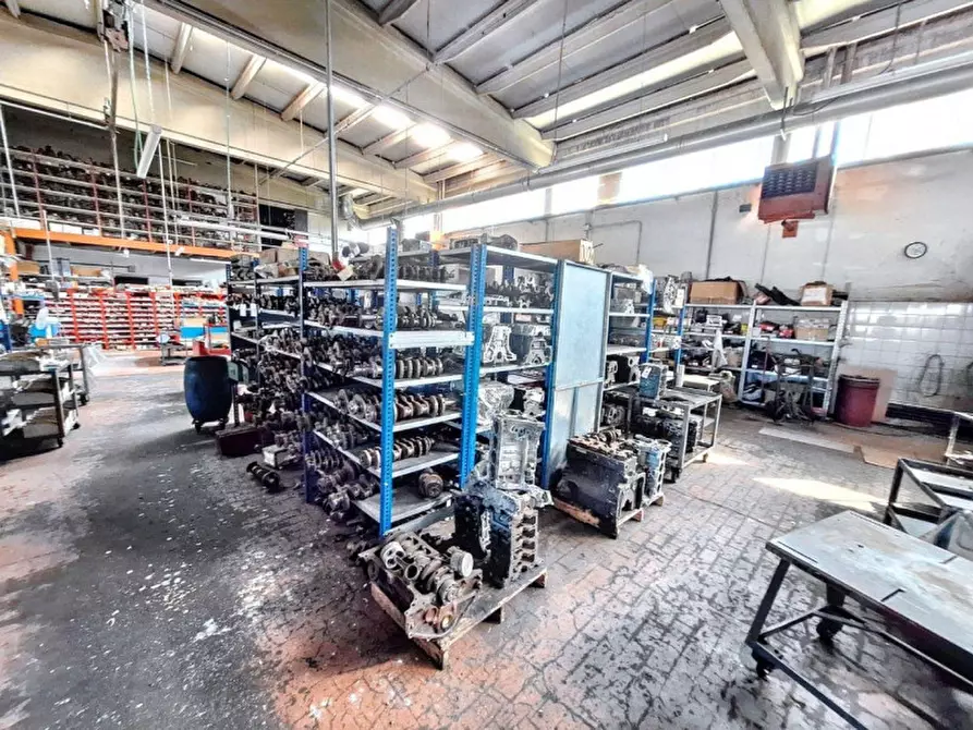 Immagine 20 di Capannone industriale in vendita  in Via del Marginone, N. 649 a Lucca