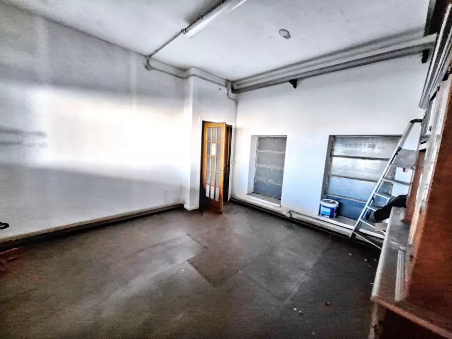 Immagine 25 di Capannone industriale in vendita  in Via del Marginone, N. 649 a Lucca