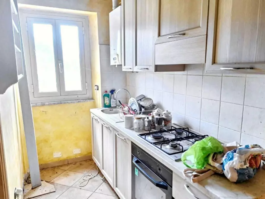 Immagine 5 di Rustico / casale in vendita  in Frazione Bazzano Superiore, N. 19-23 a Spoleto