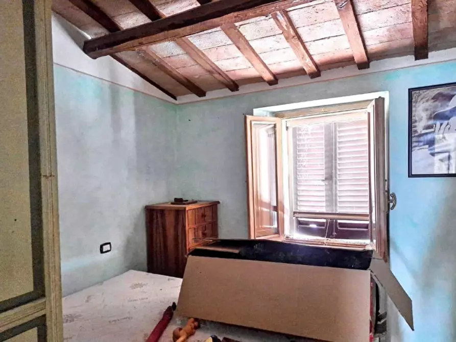 Immagine 13 di Rustico / casale in vendita  in Frazione Bazzano Superiore, N. 19-23 a Spoleto