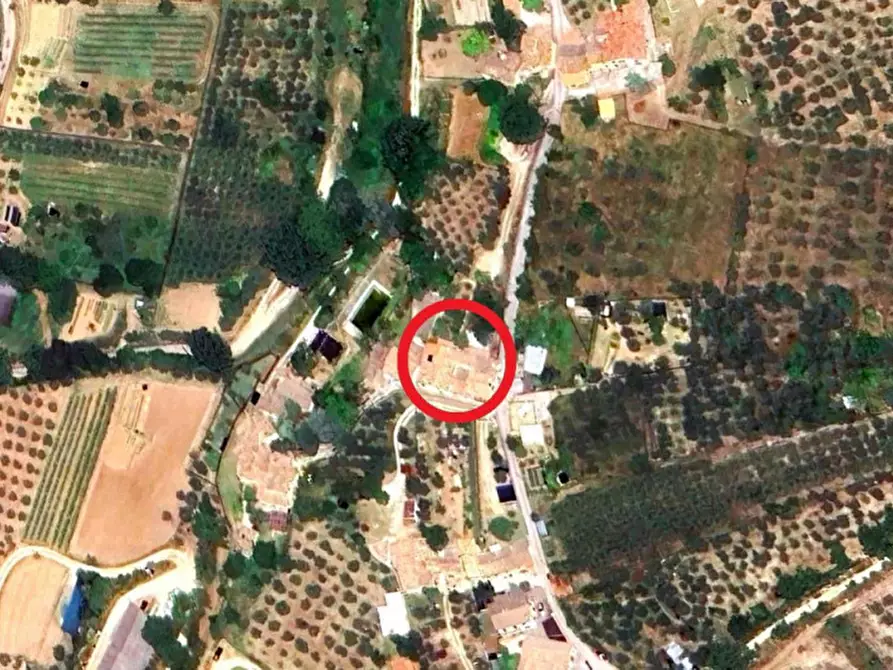 Immagine 25 di Rustico / casale in vendita  in Frazione Bazzano Superiore, N. 19-23 a Spoleto