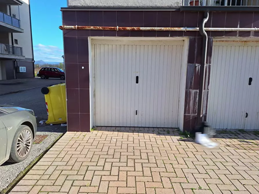 Immagine 5 di Posto auto in vendita  in La Madonnina - Via Guido Mamoli, N. snc a Campi Bisenzio