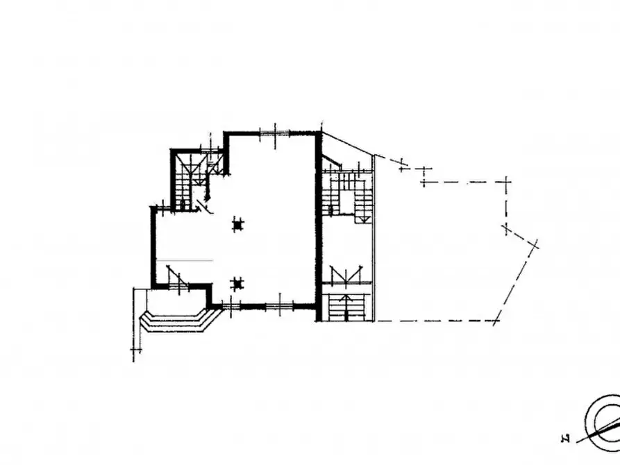 Immagine 21 di Negozio in vendita  in Via Marconi, N. 23 a Casale Corte Cerro