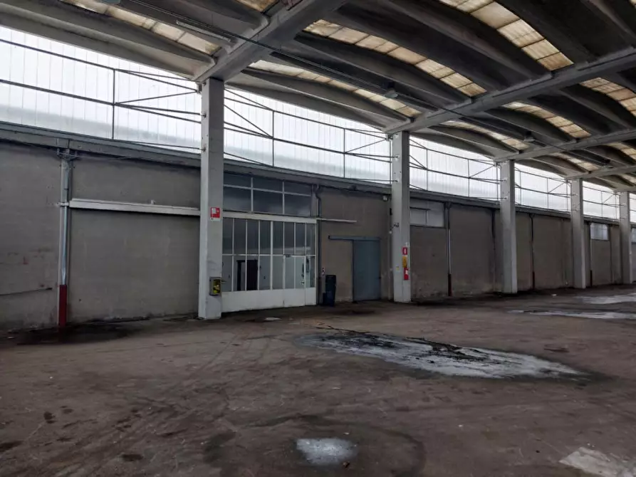 Immagine 4 di Capannone industriale in vendita  in Via Boaria, N. 52 a Faenza
