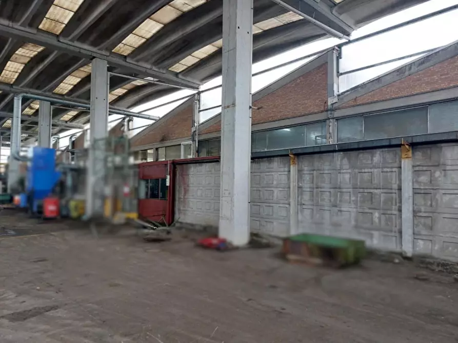 Immagine 5 di Capannone industriale in vendita  in Via Boaria, N. 52 a Faenza