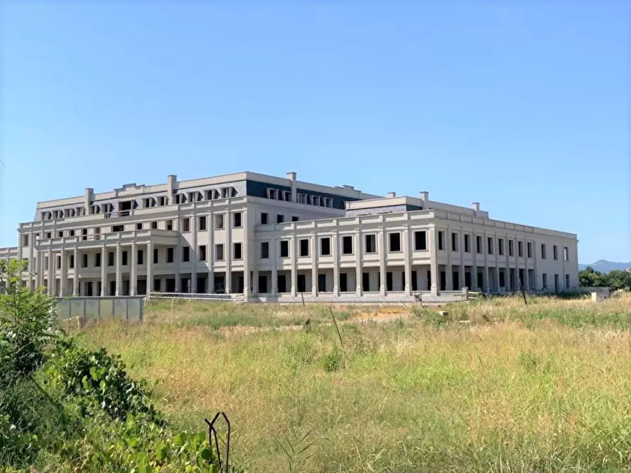 Immagine 1 di Capannone industriale in vendita  in Via Roma ang. Via della Gualchiera, N. 248 a Meldola