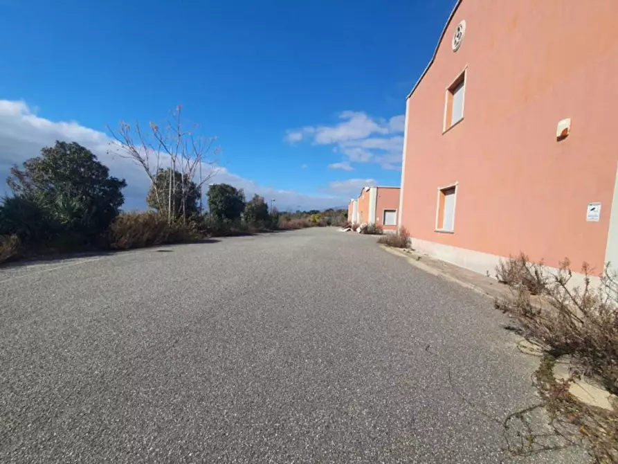 Immagine 5 di Capannone industriale in vendita  in Via Berlinguer, N. snc a Pianopoli