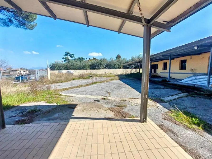 Immagine 3 di Capannone industriale in vendita  in Via Piglio, N. 39 a Roma