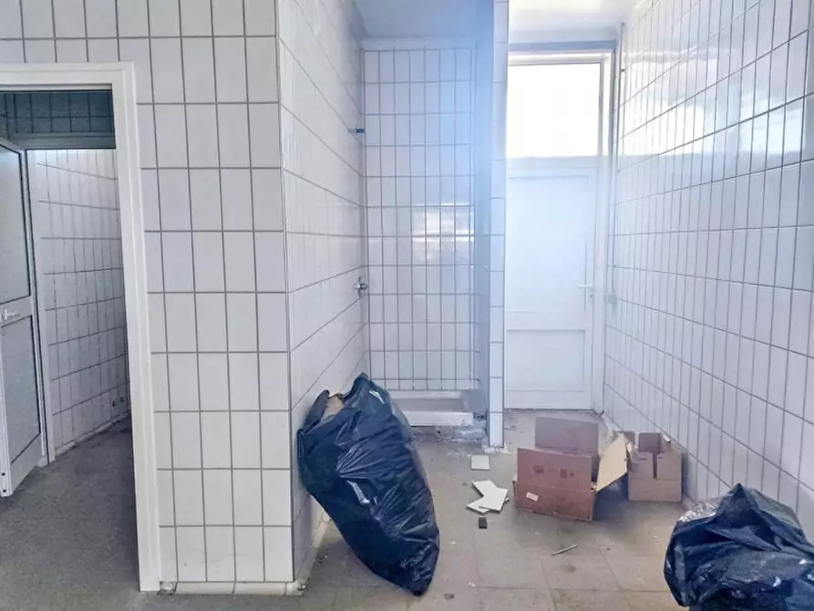 Immagine 18 di Capannone industriale in vendita  in Via Piglio, N. 39 a Roma