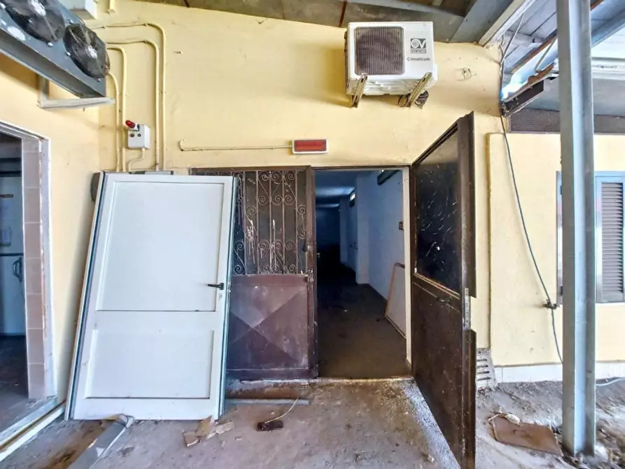 Immagine 21 di Capannone industriale in vendita  in Via Piglio, N. 39 a Roma