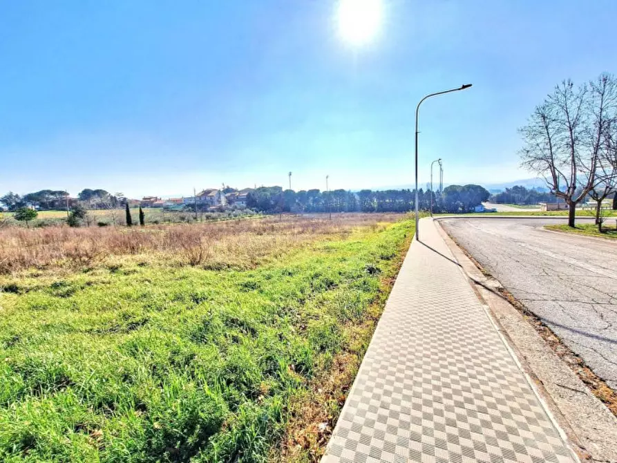 Immagine 10 di Terreno in vendita  in Via degli Impianti Sportivi, N. snc a Appignano