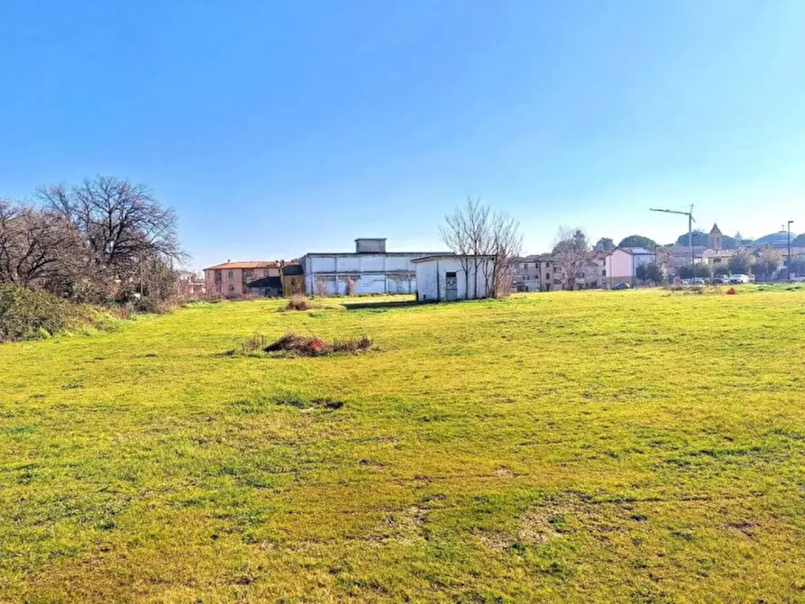 Immagine 10 di Terreno in vendita  in Via Borgo S. Croce, Via D'Andrea e Via Quasimodo, N. snc a Appignano