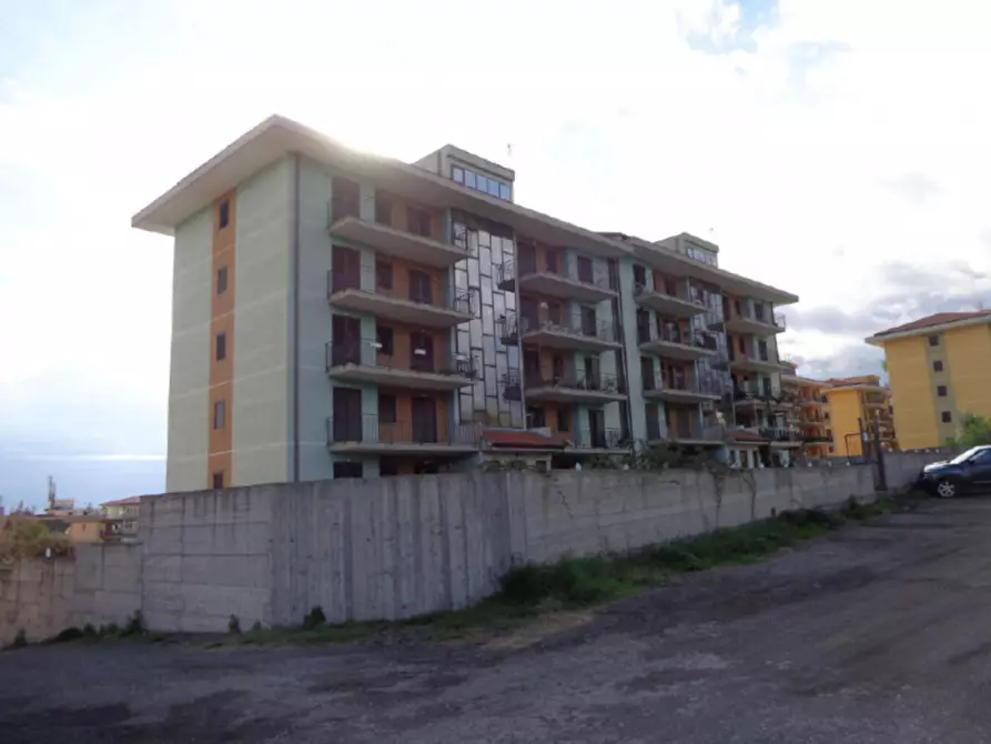 Immagine 7 di Appartamento in vendita  in Via Degli Argentieri Acesi, N. 26 a Acireale