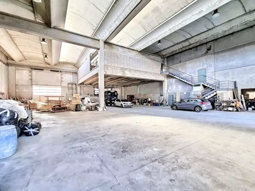 Immagine 5 di Capannone industriale in vendita  in Località Mala, N. snc a Nago-Torbole