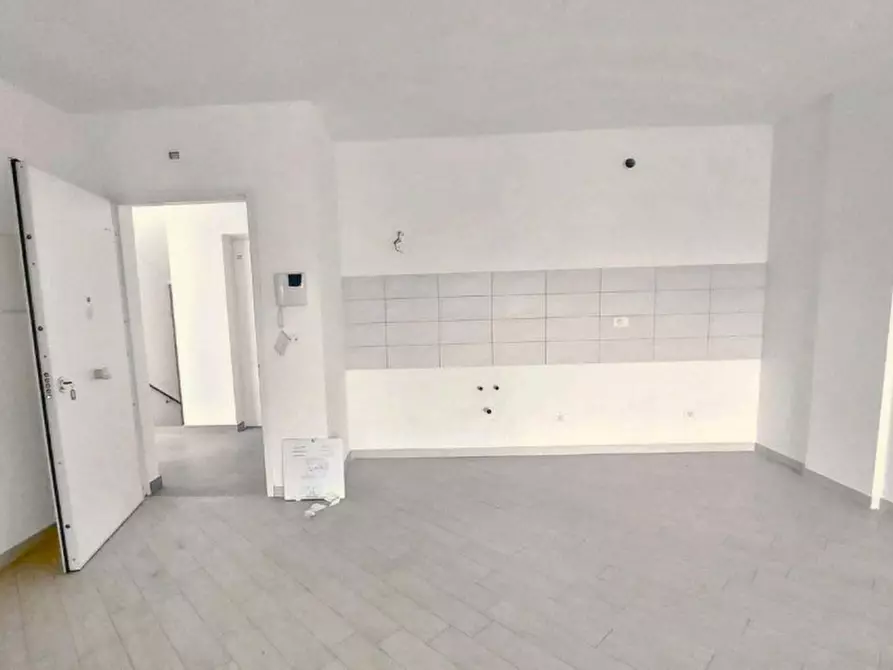 Immagine 3 di Appartamento in vendita  in Via Vittorio De Sica, N. 5-7 a Fiumicino