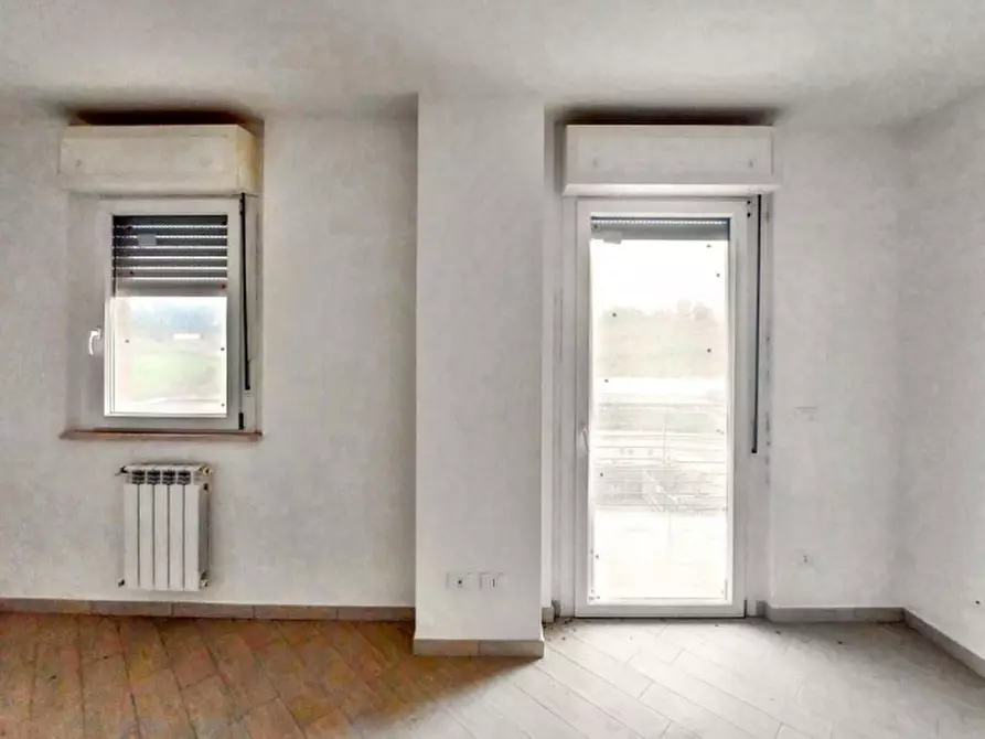 Immagine 5 di Appartamento in vendita  in Via Vittorio De Sica, N. 5-7 a Fiumicino