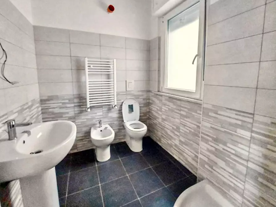 Immagine 8 di Appartamento in vendita  in Via Vittorio De Sica, N. 5-7 a Fiumicino