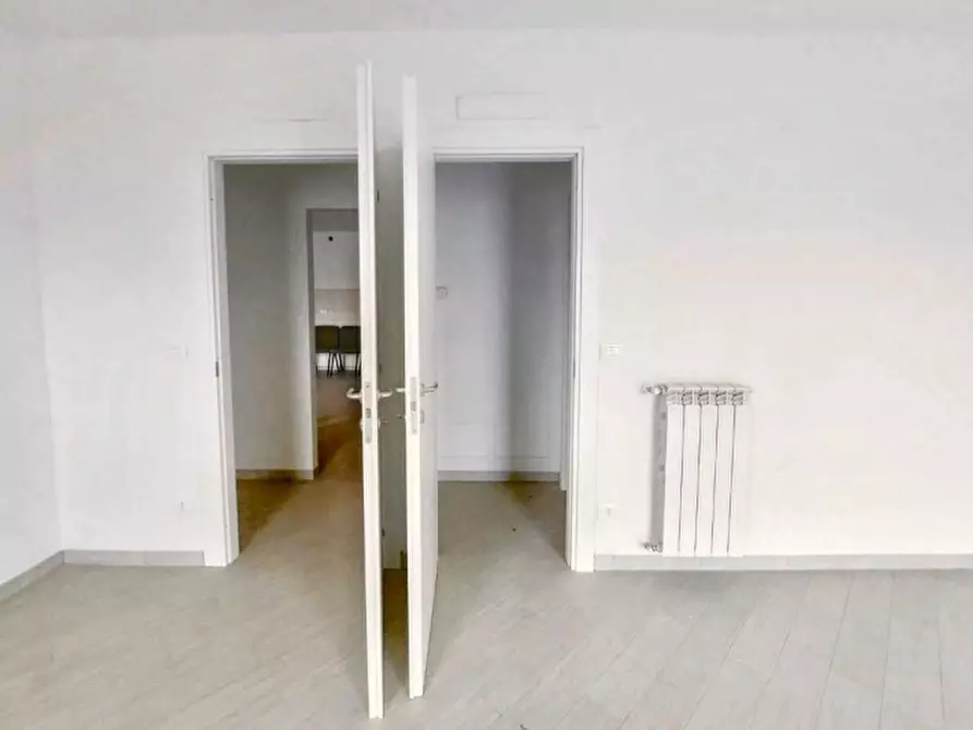 Immagine 7 di Appartamento in vendita  in Via Vittorio De Sica, N. 5-7 a Fiumicino