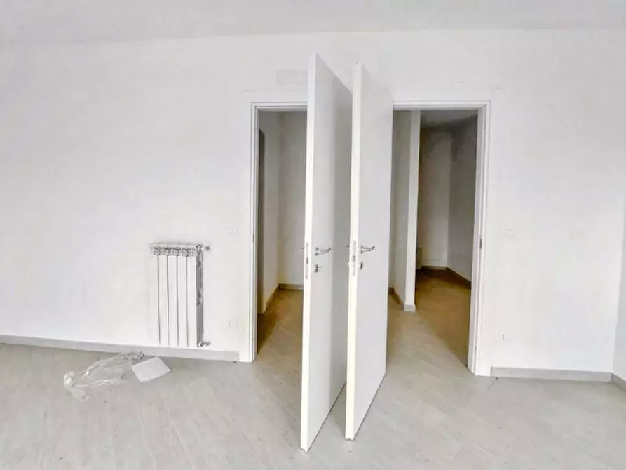 Immagine 8 di Appartamento in vendita  in Via Vittorio De Sica, N. 5-7 a Fiumicino