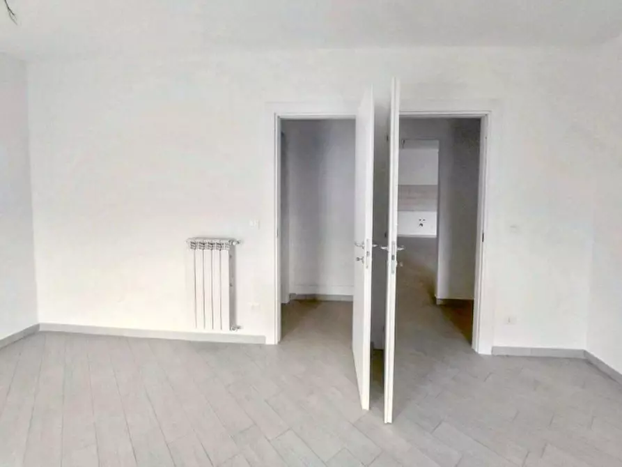 Immagine 7 di Appartamento in vendita  in Via Vittorio De Sica, N. 5-7 a Fiumicino