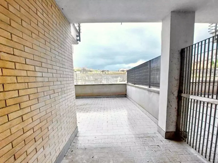 Immagine 4 di Appartamento in vendita  in Via Vittorio De Sica, N. 5-7 a Fiumicino