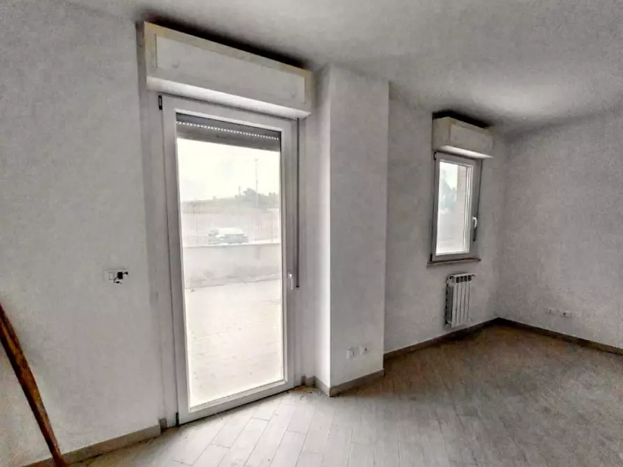 Immagine 5 di Appartamento in vendita  in Via Vittorio De Sica, N. 5-7 a Fiumicino