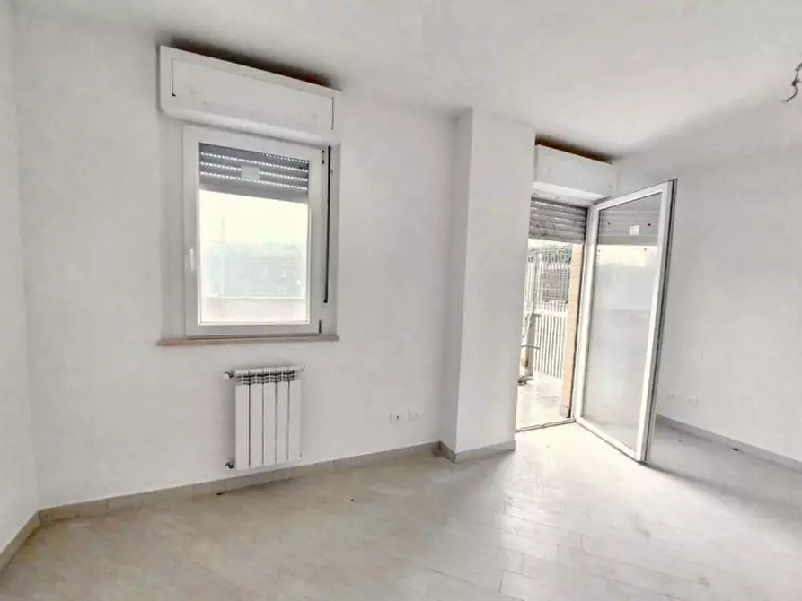 Immagine 5 di Appartamento in vendita  in Via Vittorio De Sica, N. 5-7 a Fiumicino