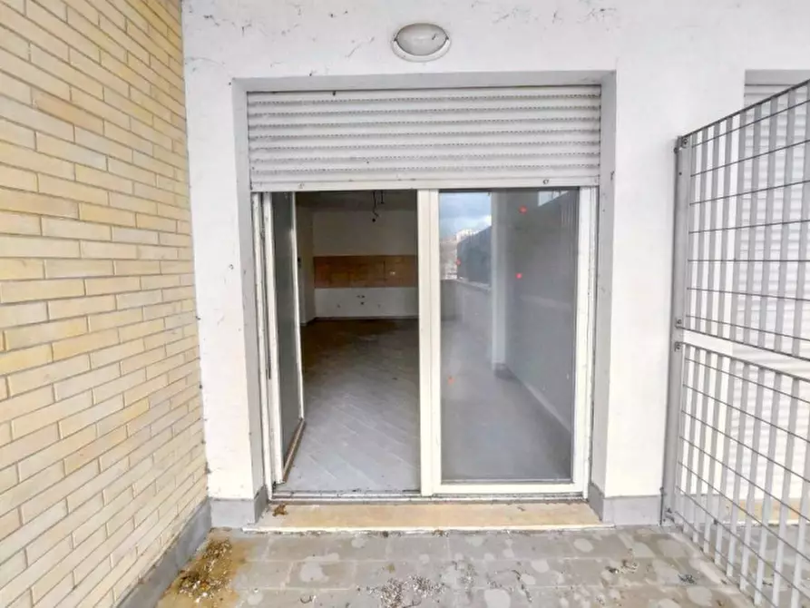 Immagine 9 di Appartamento in vendita  in Via Vittorio De Sica, N. 5-7 a Fiumicino