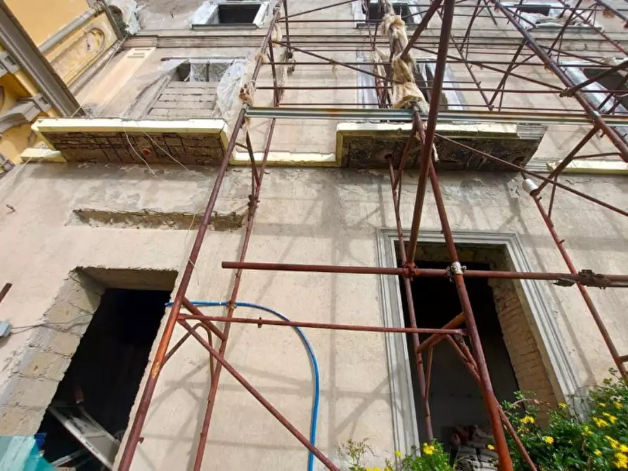 Immagine 6 di Palazzo in vendita  in Rampe di Petraio, N. 21 Bis a Napoli