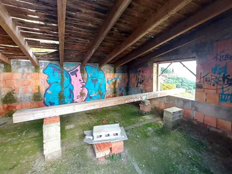 Immagine 17 di Palazzo in vendita  in Rampe di Petraio, N. 21 Bis a Napoli